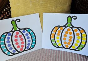 5 Minute Pumpkin Sticker Dot Art